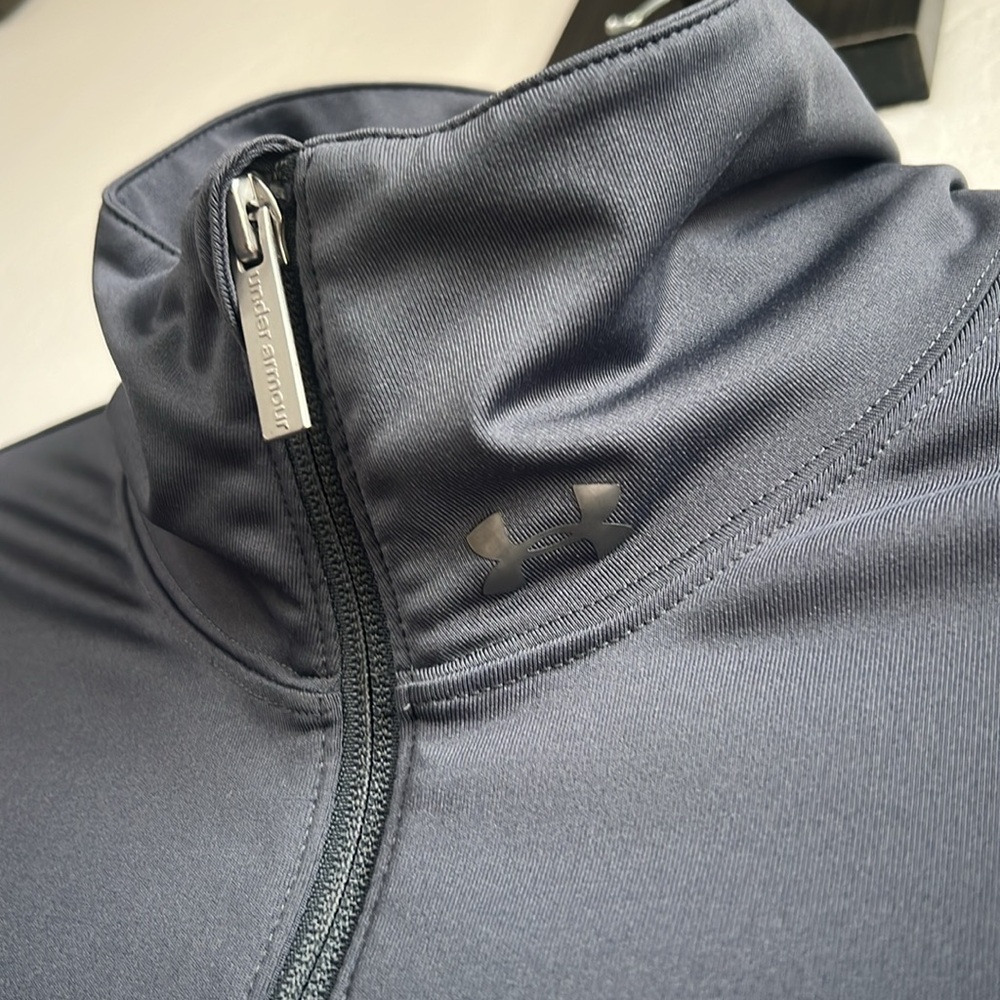 Under Armor Women's gray Jacket - Picture 5 of 9